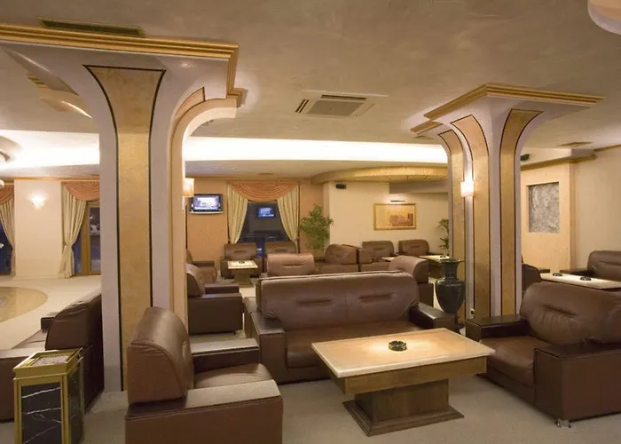 Hotel Mistral Baltsjik