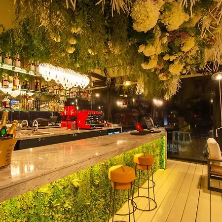 米斯特拉尔酒店 4*