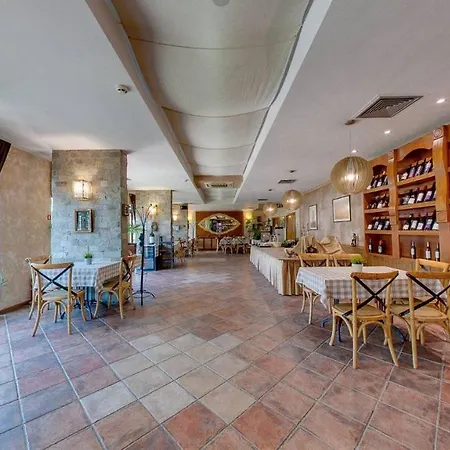 米斯特拉尔酒店 酒店 巴尔奇克