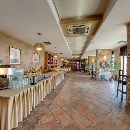 Hotel Mistral Balchik