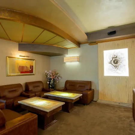 米斯特拉尔酒店 4* 巴尔奇克