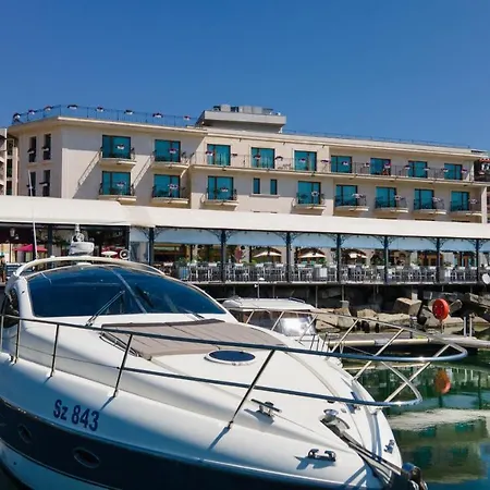 Mistral بالشيك