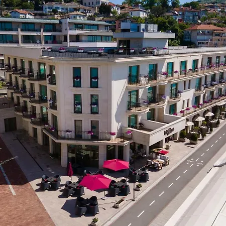 米斯特拉尔酒店 酒店 巴尔奇克