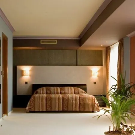 Otel Mistral Balçık