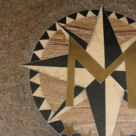 酒店 米斯特拉尔酒店